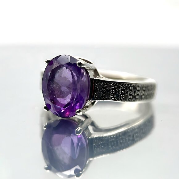 Dainty Women's Amethyst Ring - Natural Amethyst Sterling Silver Ring - February - Picture 2 of 4